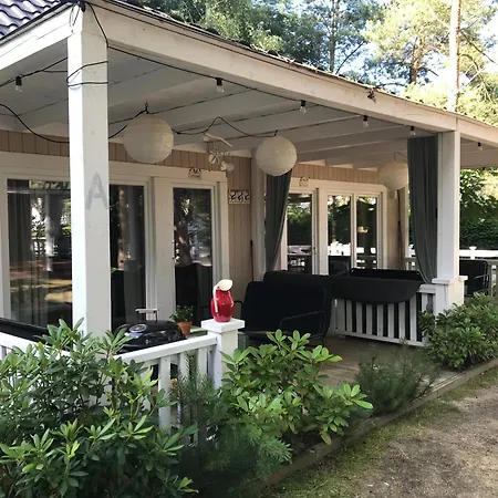 Lodge Nad Morzem Mojo Miodno Checz *