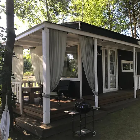 Nad Morzem Mojo Miodno Checz Lodge Sasino