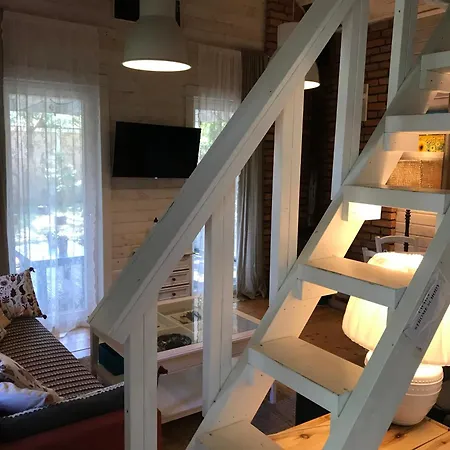 Nad Morzem Mojo Miodno Checz אכסניה