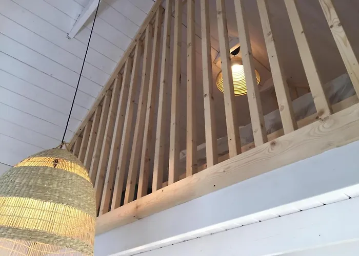 Nad Morzem Mojo Miodno Checz * סאשינו