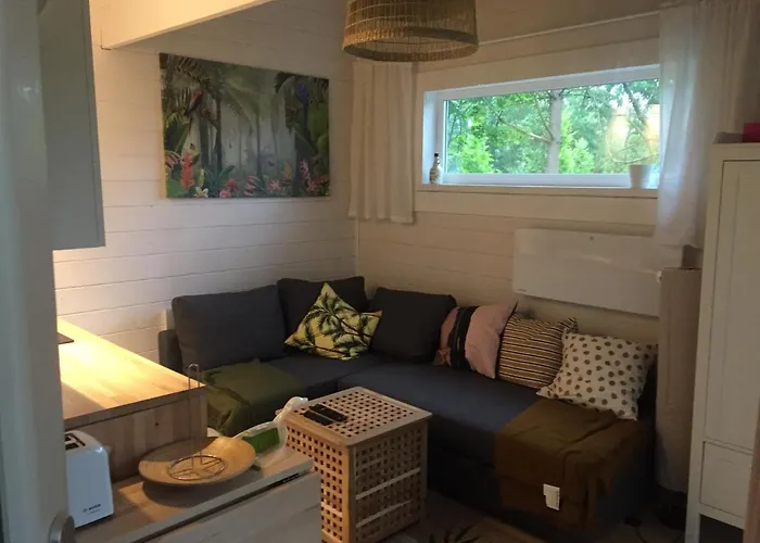 Nad Morzem Mojo Miodno Checz Sasino