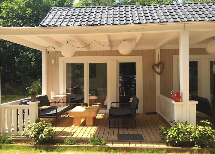 Nad Morzem Mojo Miodno Checz Jaktstuga Sasino