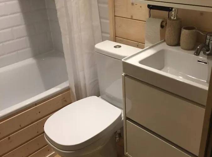 Nad Morzem Mojo Miodno Checz Jaktstuga *