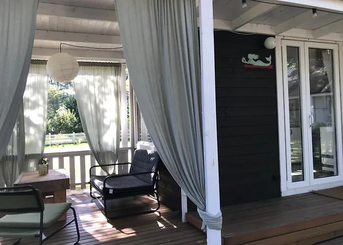 Nad Morzem Mojo Miodno Checz אכסניה